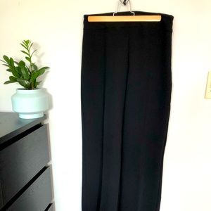 Aritzia Wilfred La Paz Black Pants
Size 8